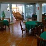 Senhora Do Espinheiro Hotel 3*