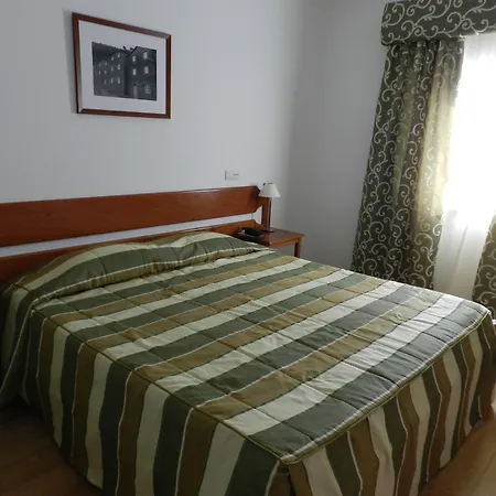 Hotel Senhora Do Espinheiro 3*