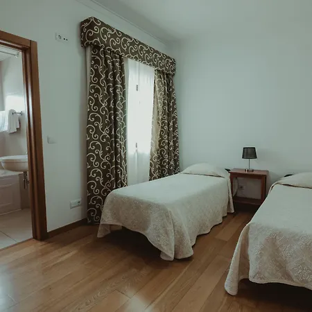 Hotel Senhora Do Espinheiro 3*