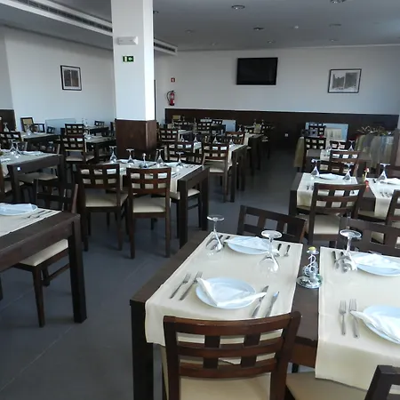 Senhora Do Espinheiro Hotel 3*