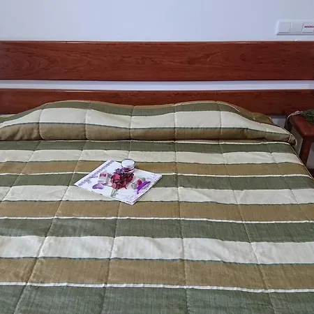 Senhora Do Espinheiro Hotel