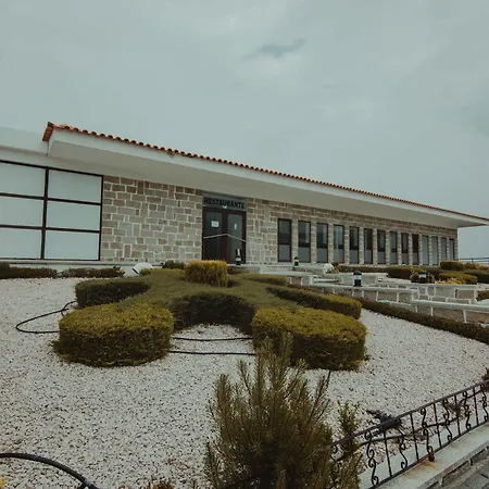Albergaria Senhora Do Espinheiro מלון סייה