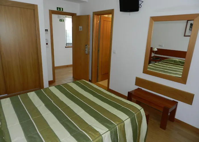 Senhora Do Espinheiro 3*