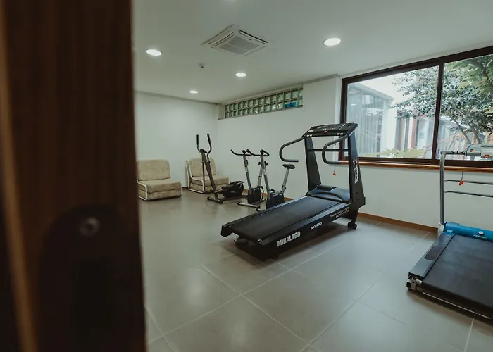 Senhora Do Espinheiro 3*