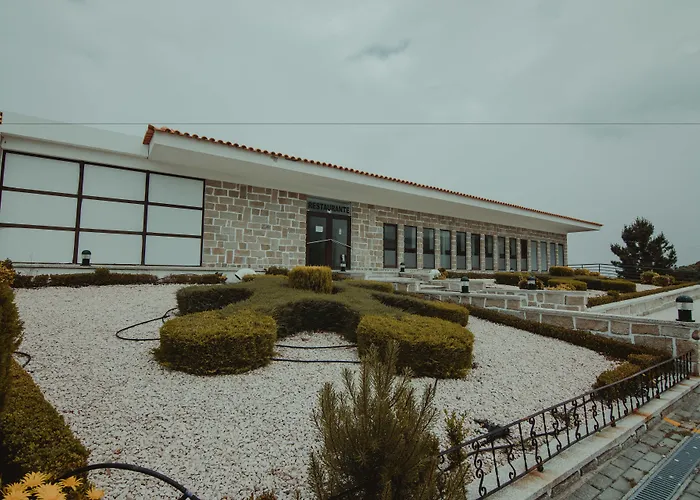 Senhora Do Espinheiro Отель 3*