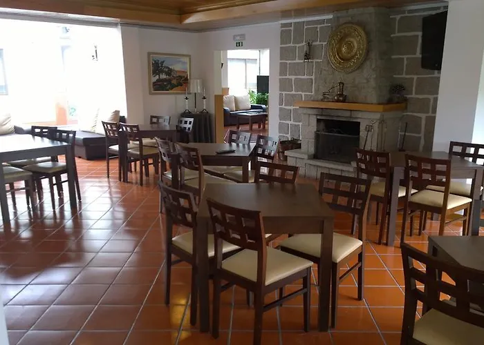 Отель Senhora Do Espinheiro 3*